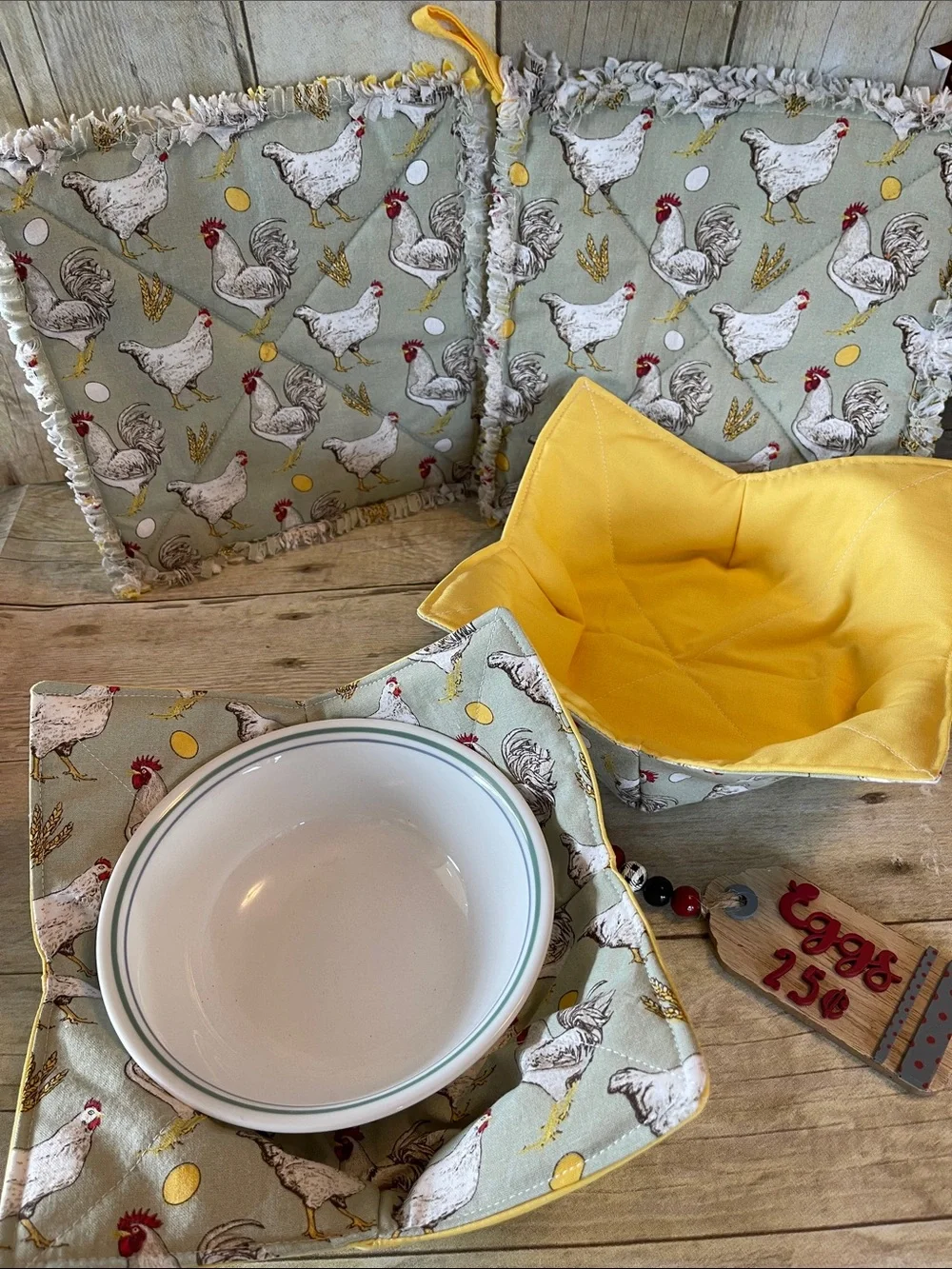 5 Pc Set Chicken Microwave Bowl Cozies Fabric Bowls & Two Hotpads & Eggs Decor